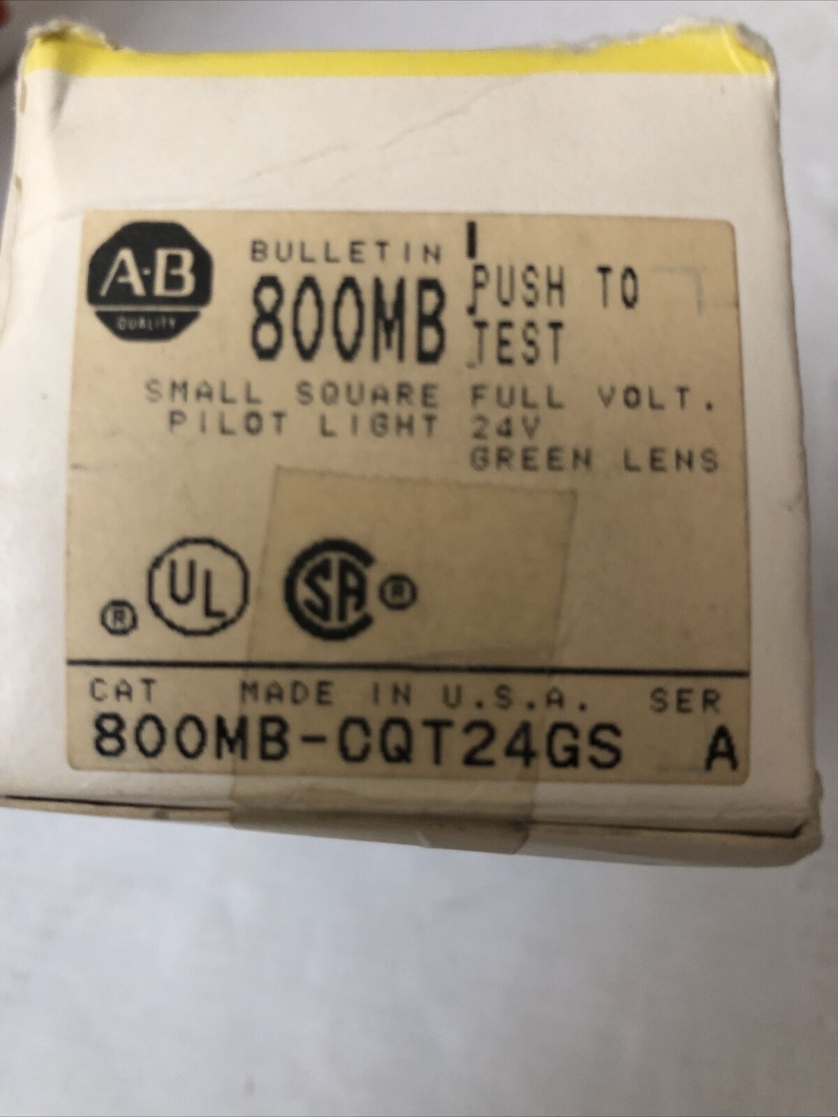 New Allen Bradley 800Mb-Cqt24s,800M-Xas ,Push Pilot 300V 10 A, 800Mb-Cqt24gs,Cw