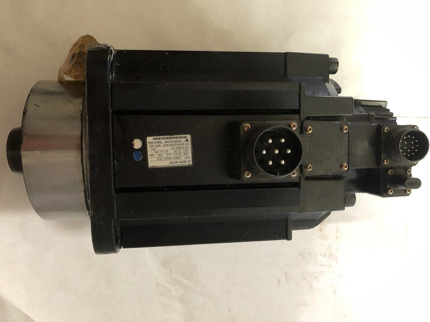 Yaskawa Sgmgh-44A2a-Yr15 Ac Servo Motor, 200 Vac, 1500 Rpm,Ar