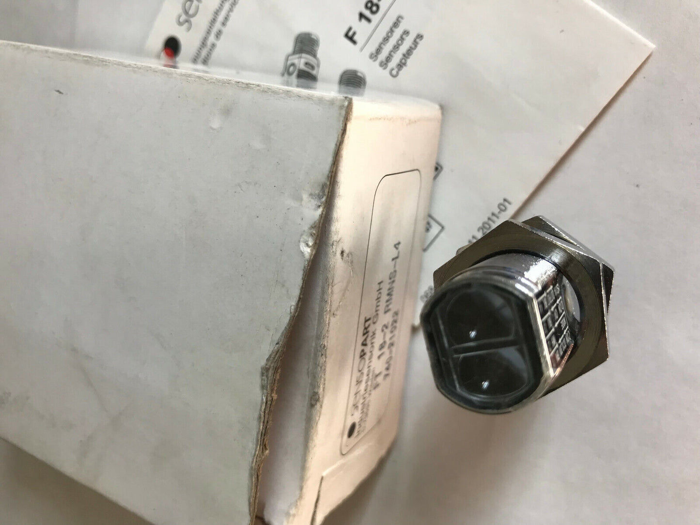 New Sensopart Ft 18-2 Rmns-L4,740-21022 Sensor ,Sf