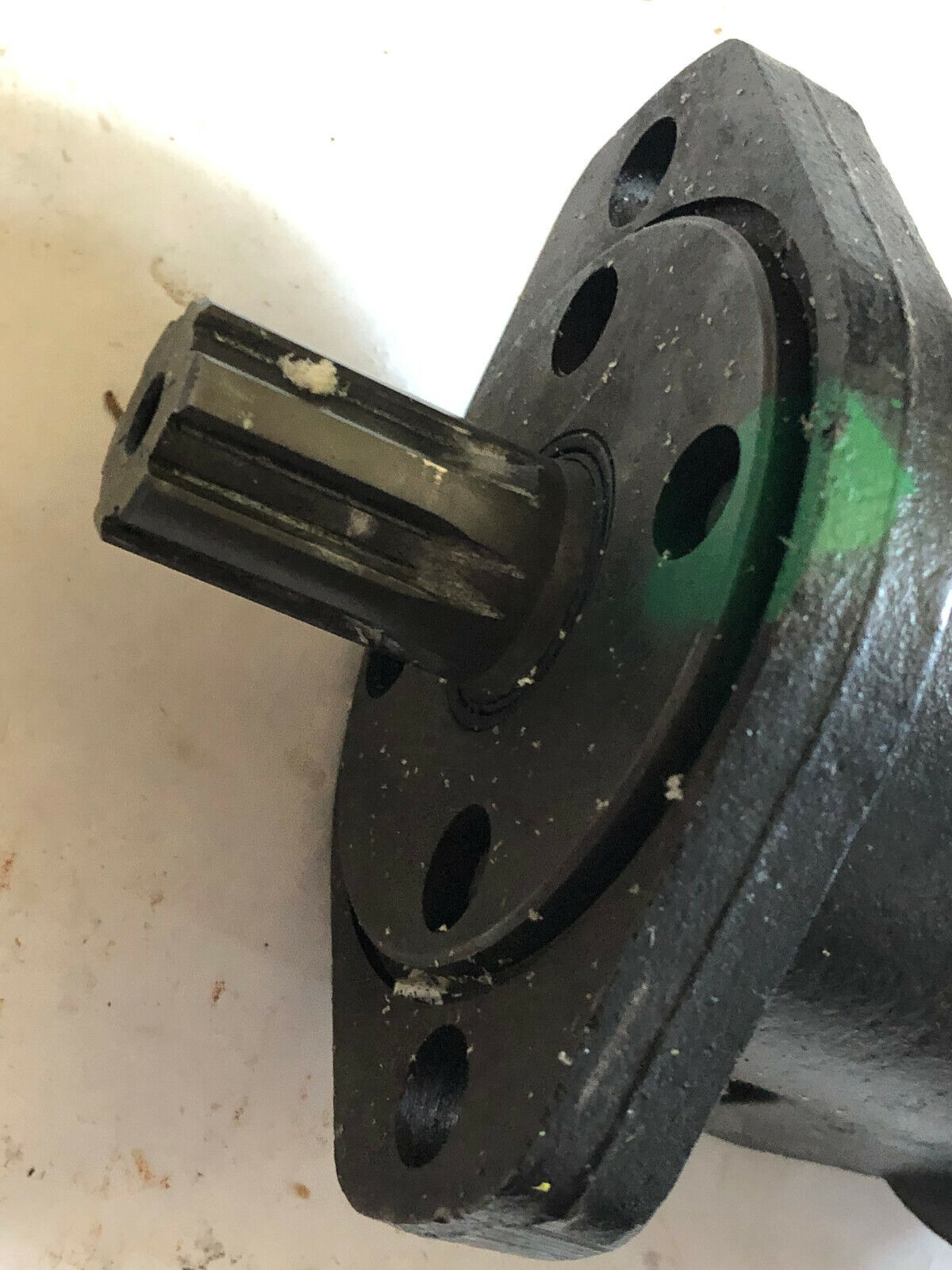 Char-Lynn Eaton 103 2085 010 Hydraulic Motor Pump,1" Shaft Diameter,Hj