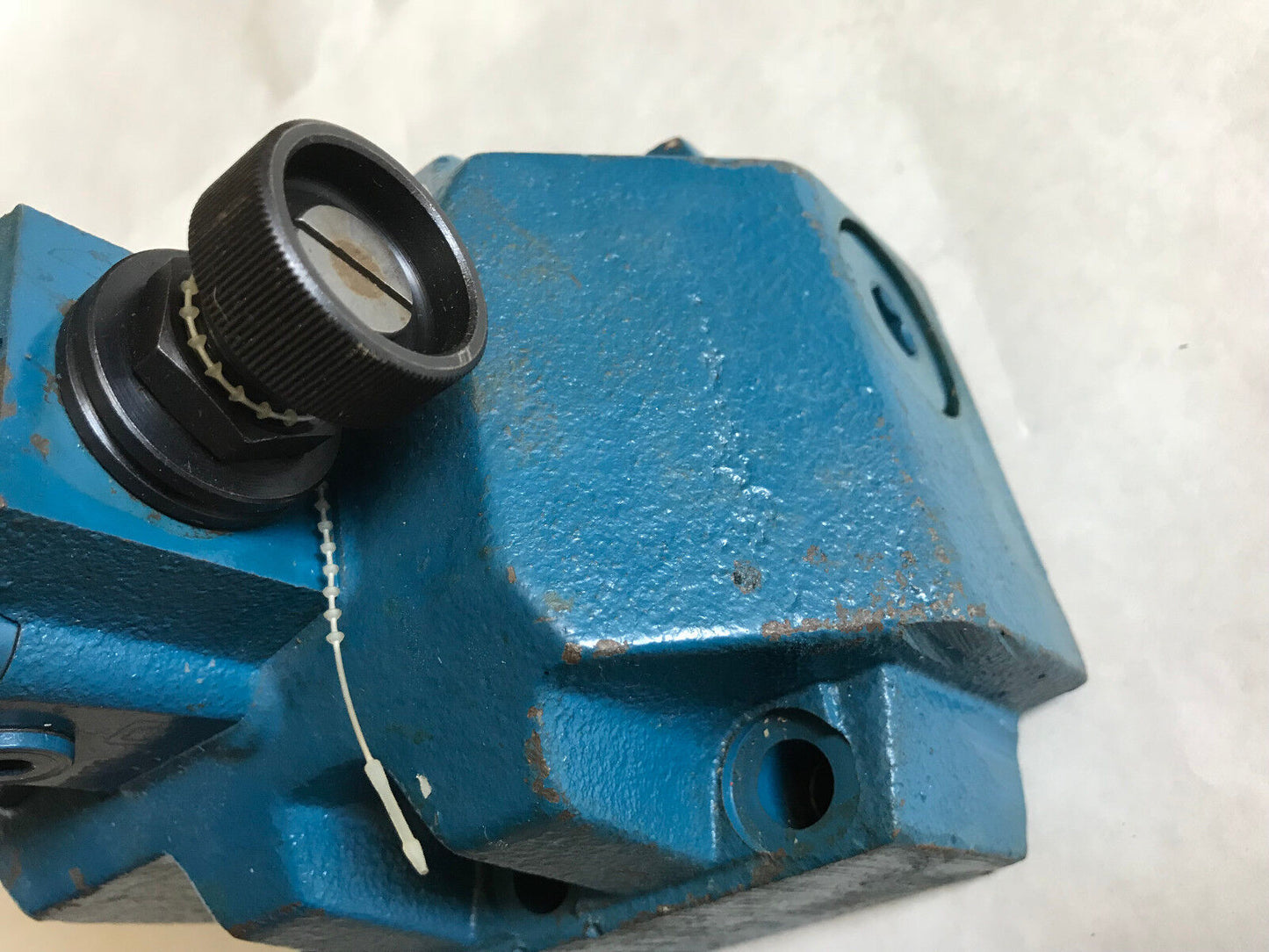 New Rexroth Dr30-5-52/100Yv/12 Hydraulic Valve,Ah