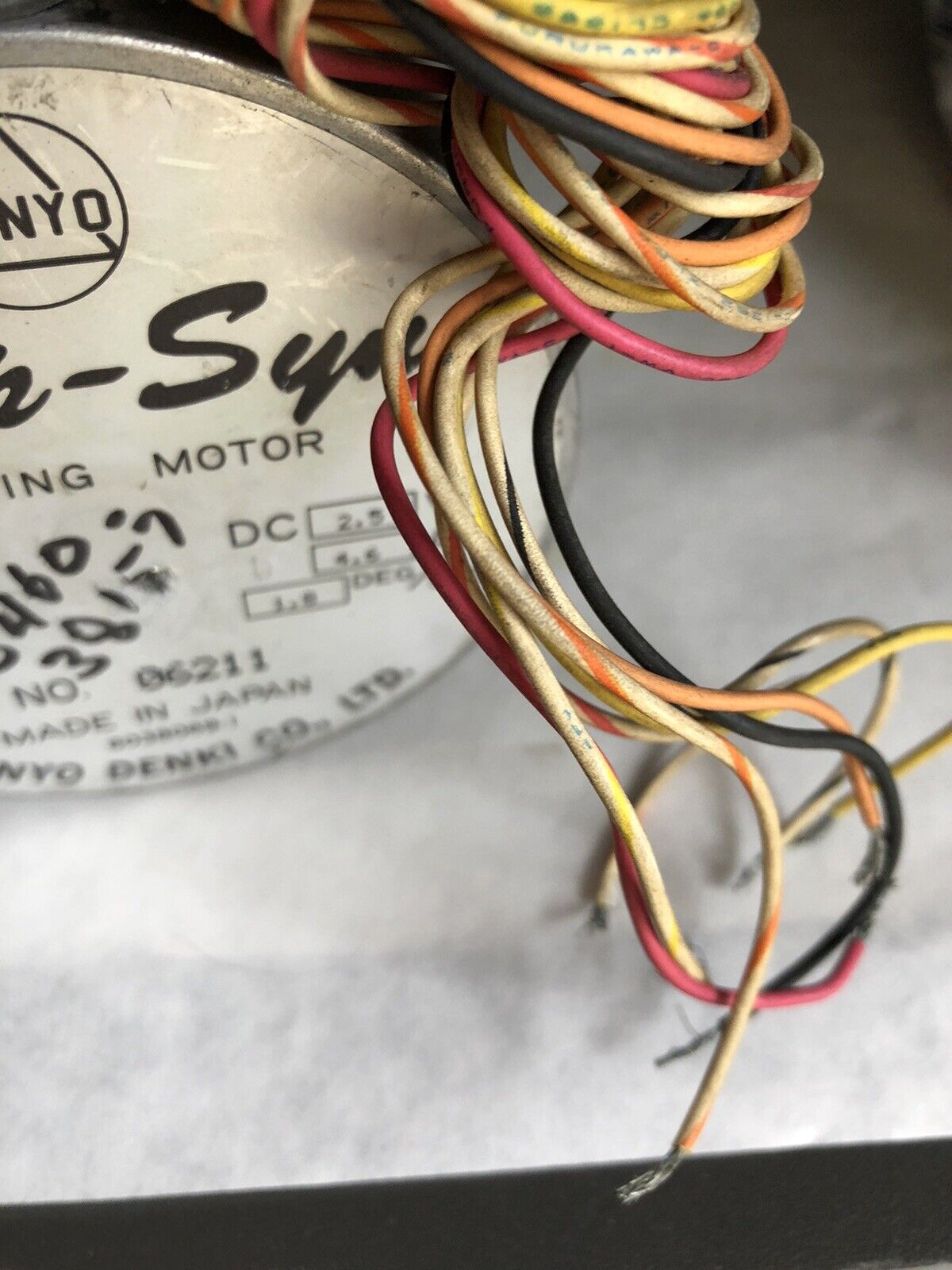 Sanyo Denki 103-815-7 ,Step-Syn,Stepping Motor,Shaft Diameter: 3/8",Tc