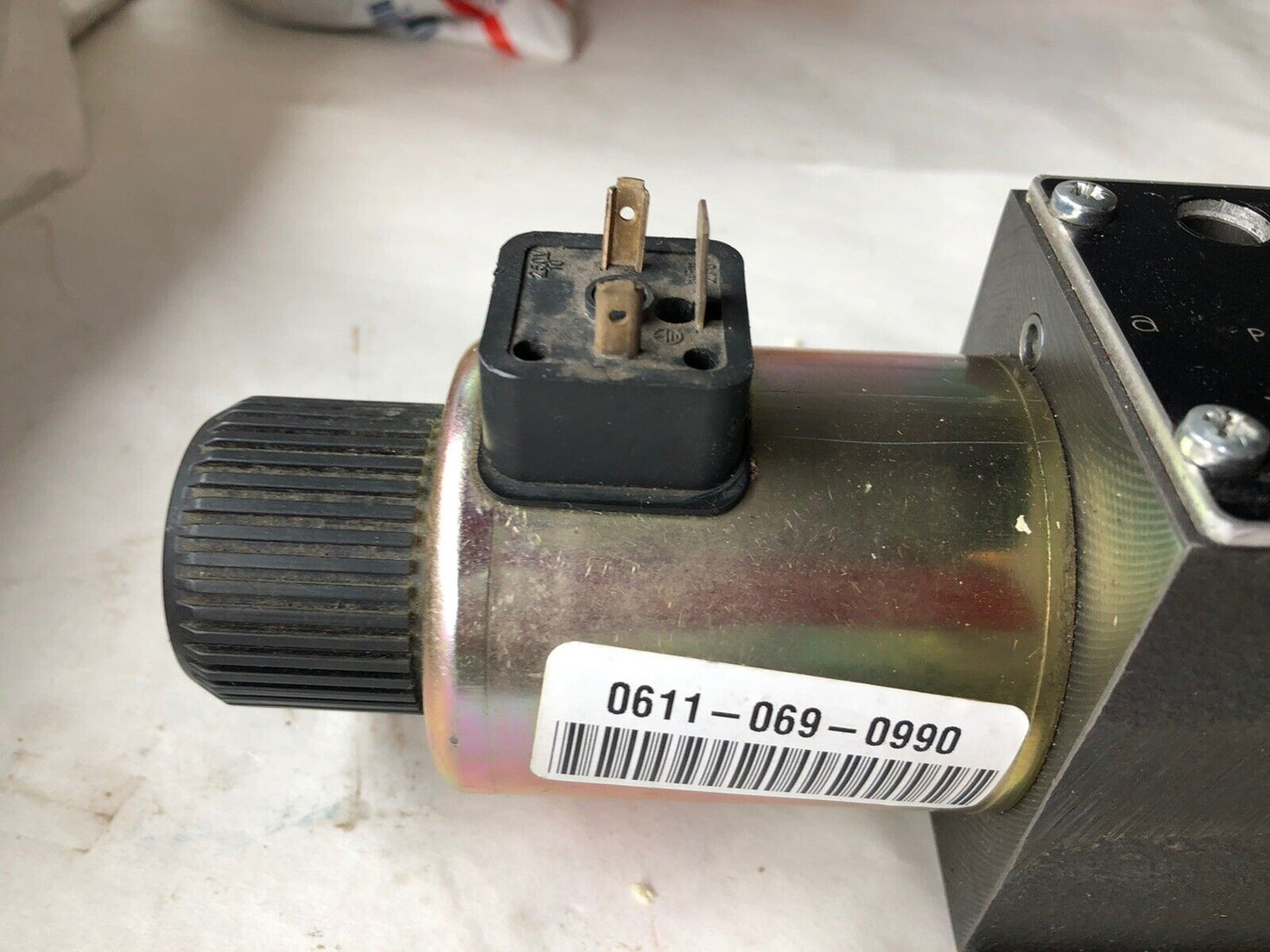 New Serdim Sp-Mm-Dsv-43-1-10-0060-Nnvn24 Hydraulic Solenoid Valve,12Vdc,2.4A,Ta