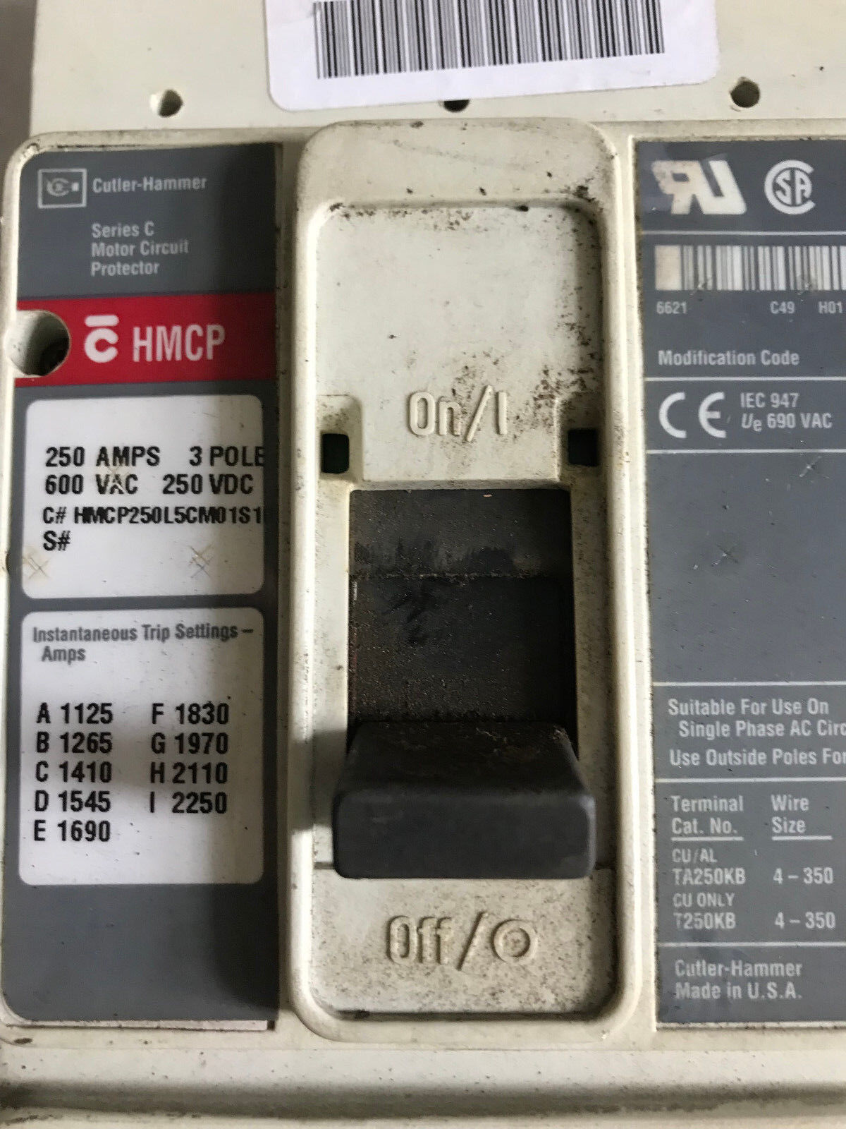 Lot 2 Cutler Hammer Hmcp250l5cm01s10 Circuit Breakers,250A,3Pole,600 Vac/25,Ta