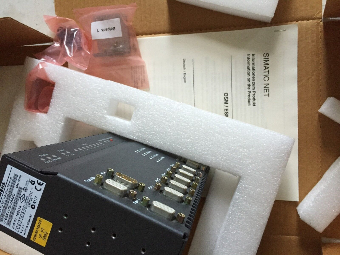 New Siemens 6Gk1105-3Aa00 Industrial Ethernet Esmitp80 Ports 10/100Mbits,Fb