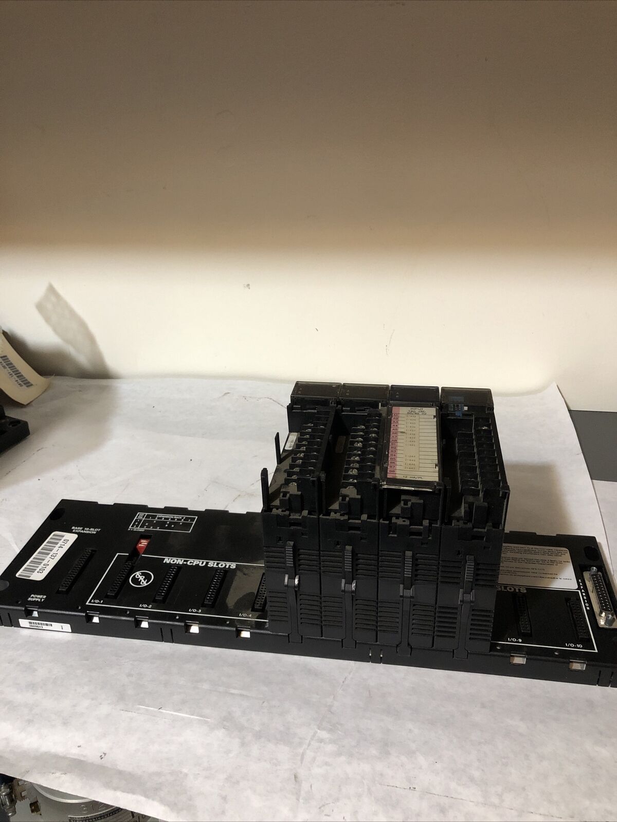 Ge Fanuc 10-Slot,Ic693chs392h,Ic693mdl240g,He93dac410a,Ic693mdl240e,3829643,Bv