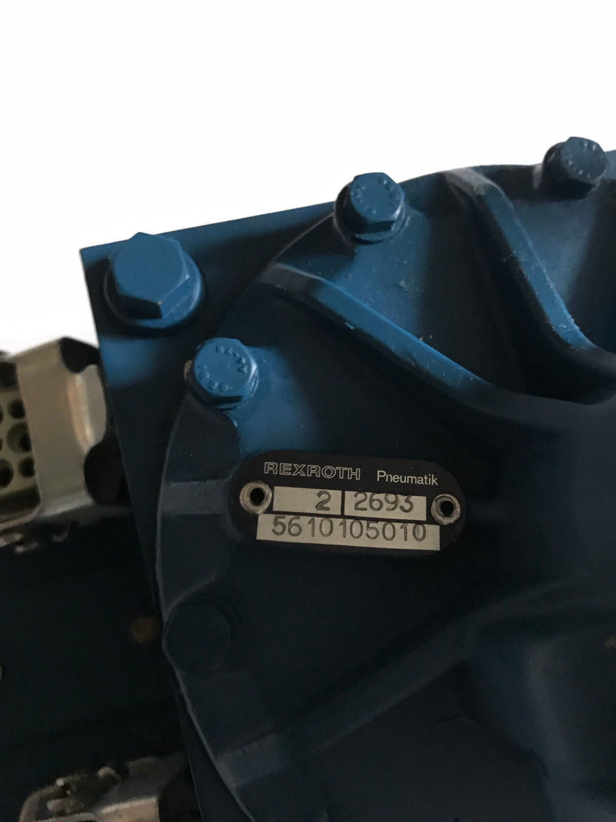 Rexroth 5610105010 Pneumatic Pressure Relief Valve With Mount 2 2693,Sh