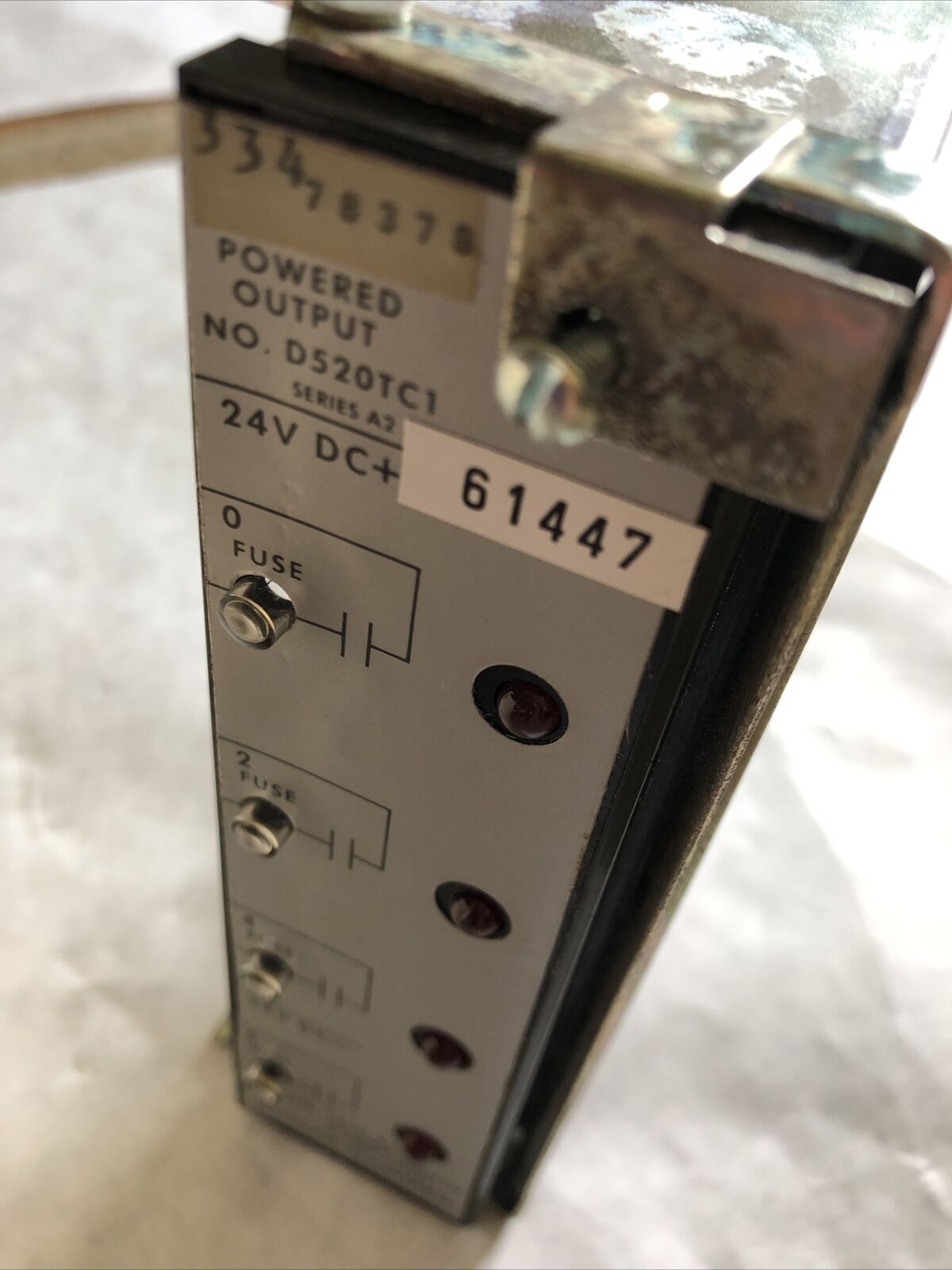 New Cutler-Hammer D520tc1 Eaton Powered Output Module Relay,Ec