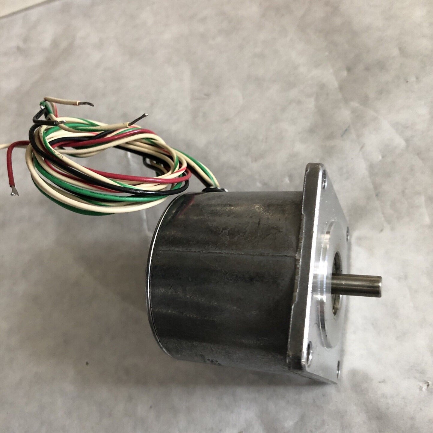 New Rapidsyn 23E-6146B Division Stepper Motor 28Vdc 0.21Amps , Ec