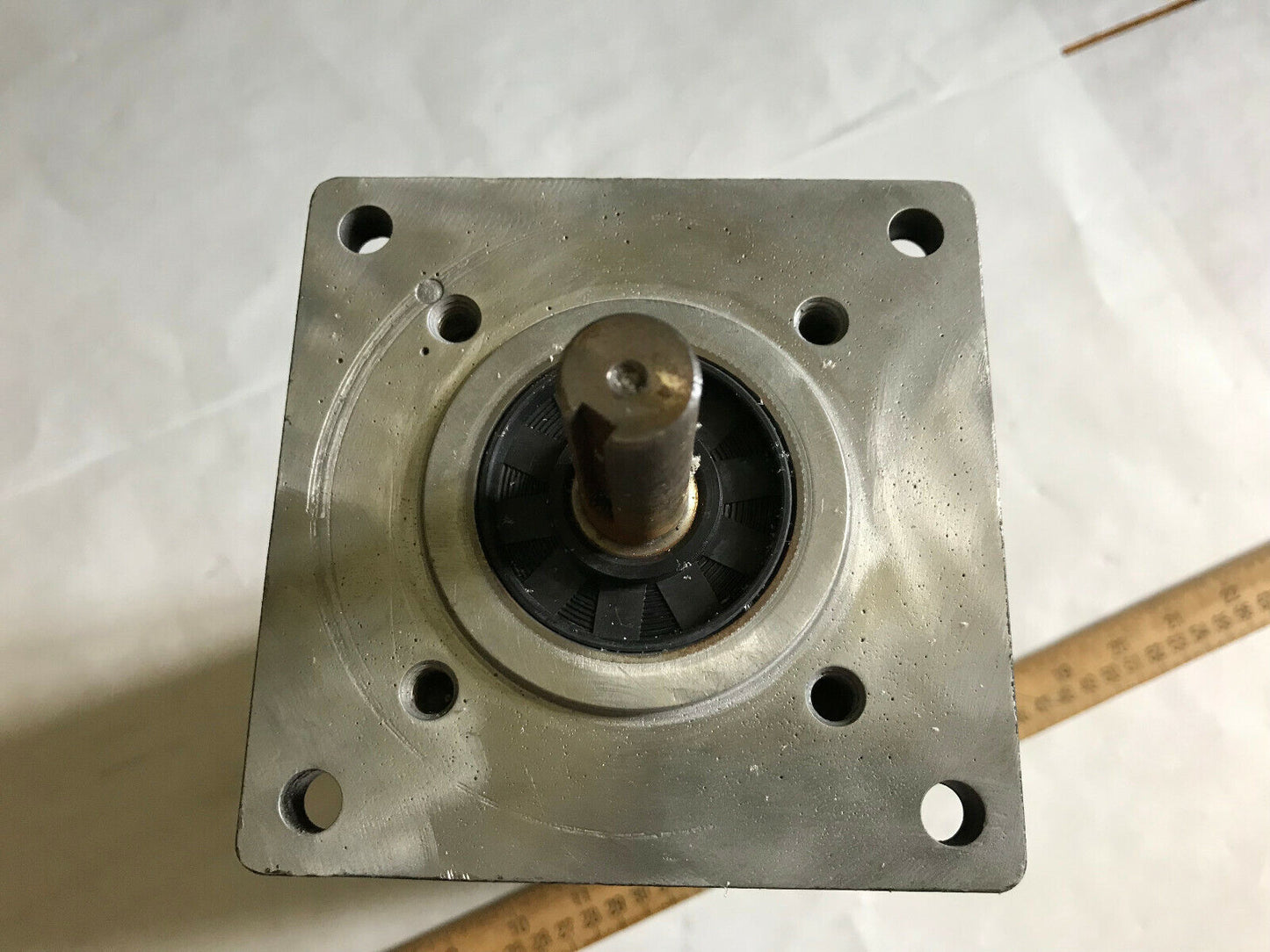 Pacific Scientific R43heba-R2-Ns-Vs-02 Bryshless Servo Motor, Repaired,Th