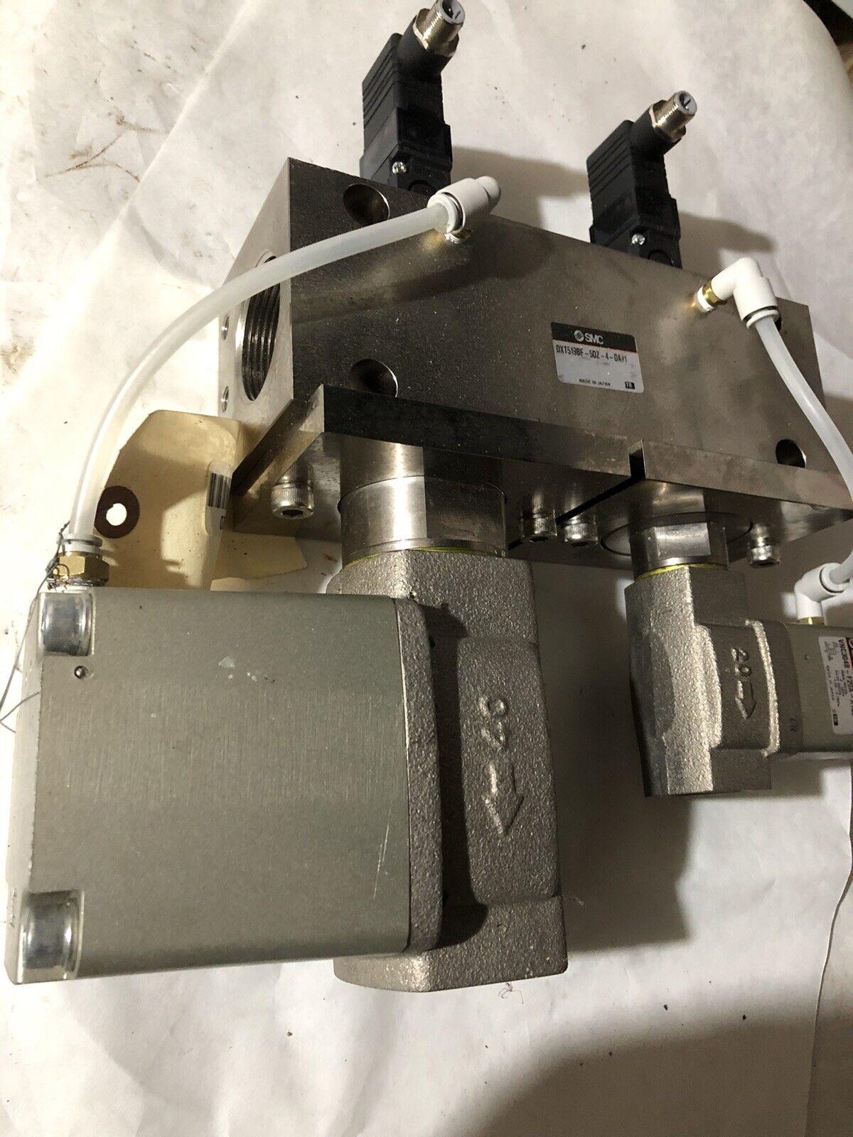 New Smc Dxt519bf-5Dz-4-Da#1 Coolant Valve Vnc304b-F20a-X139,Vnc604b-F40a-X139,To