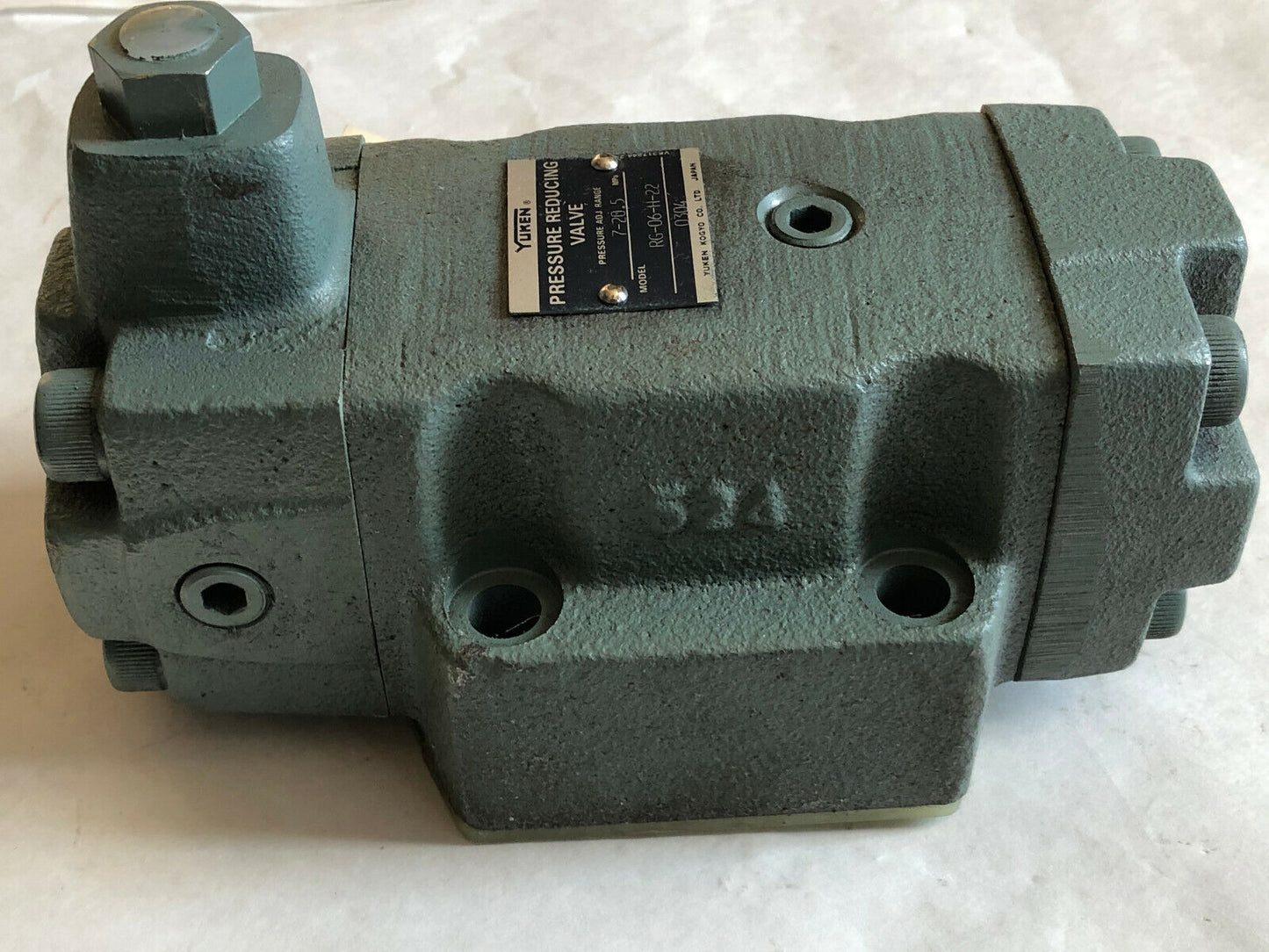 New Yuken Rg-06-H-22 0304 Hydraulic Pressure Reducing Valve. 7-20.5 Mpa,324,Ae