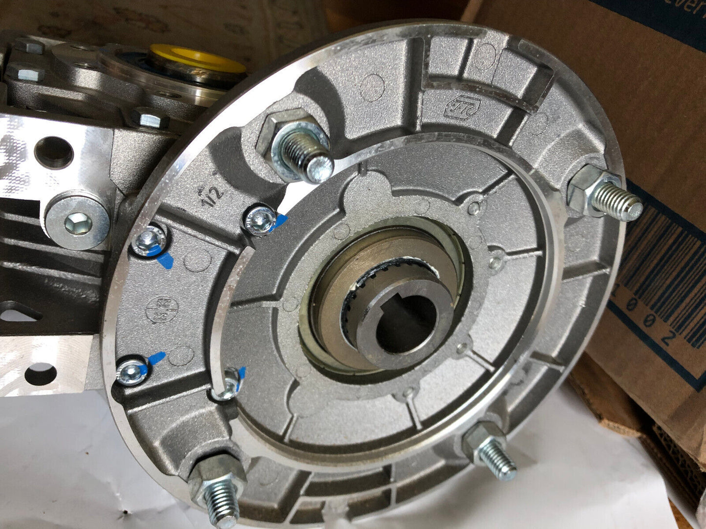 New Bonfiglioli W63u70p90b5b3 Gear Box,W 63 U 7 P90 B5 B3,Cod.2G20010351,Ay