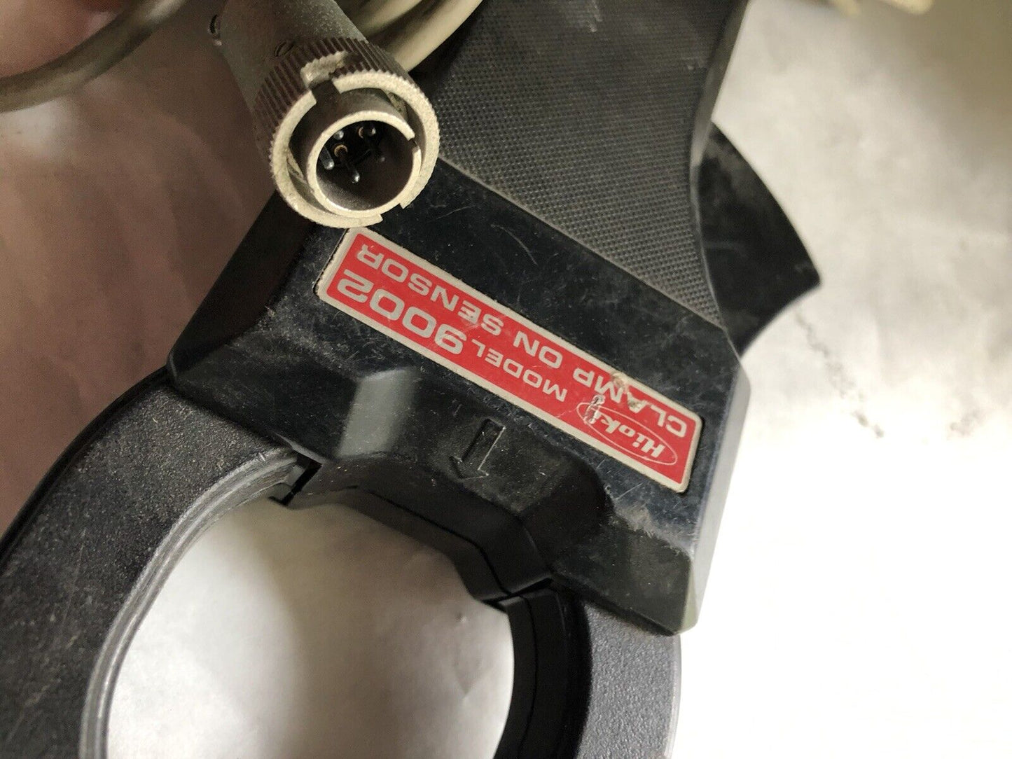 Hioki Model 9002 Universal Clamp On Current Sensor