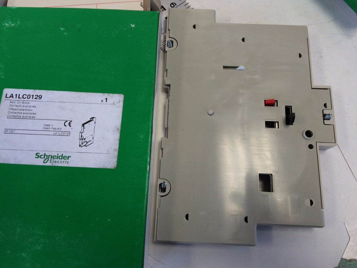 New Schneider La1lc0129 Auxiliary Contact Tesys ,Cf