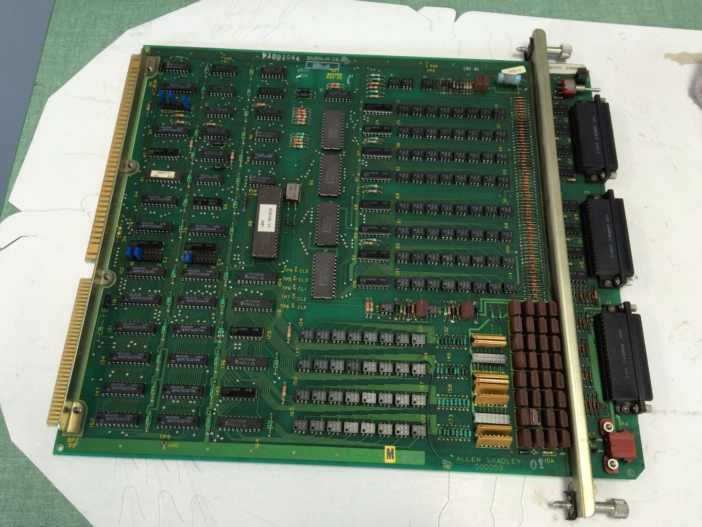 Allen Bradley 900059 9002, 8000 Ioabz, M504 Puller Module 24Vdc Digital,Ej