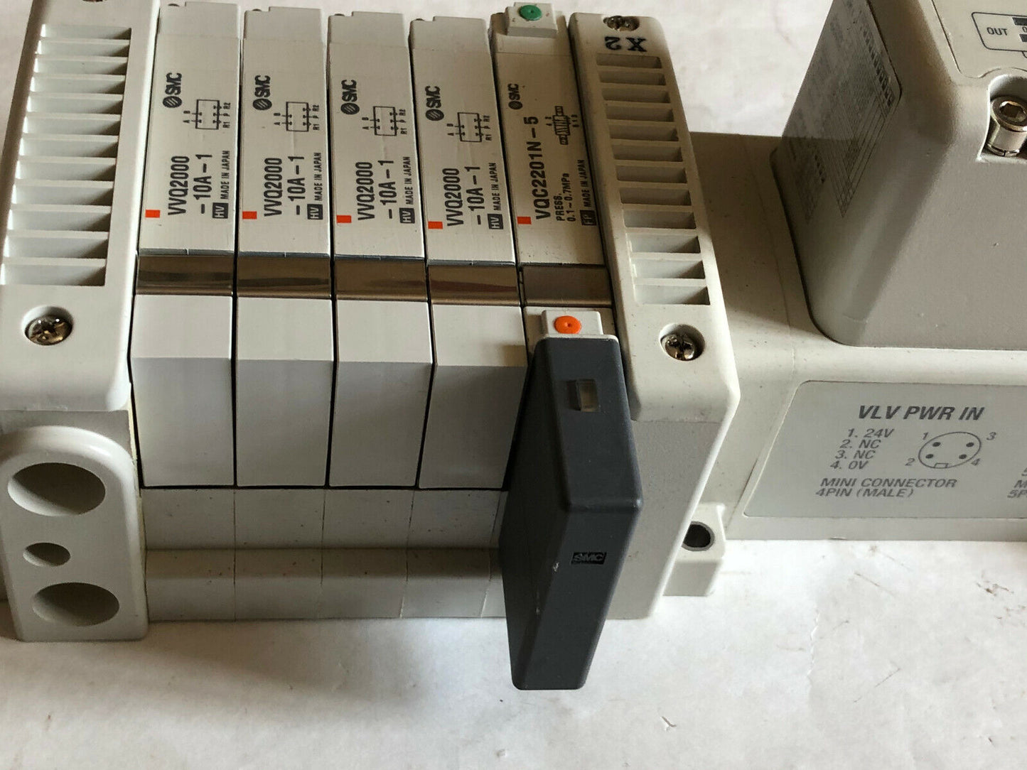 Smc Us2984-10,Ex230-Sdn1,Ex230-Cb2,Vqc2201n5 Interface Module Valve,(Damaged),Cg