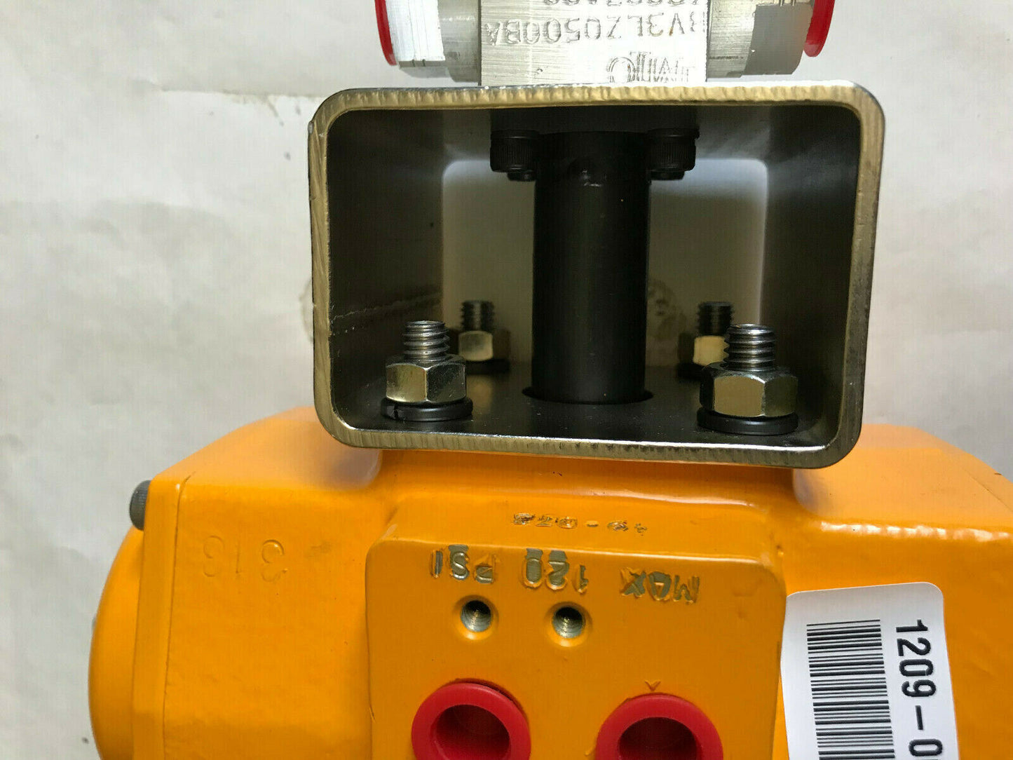 1/2" Npt Dmic Bv3lz0500ba Pneumatic Actuated Valve,4323Za2c,Max 400 Psi,10073,Sf