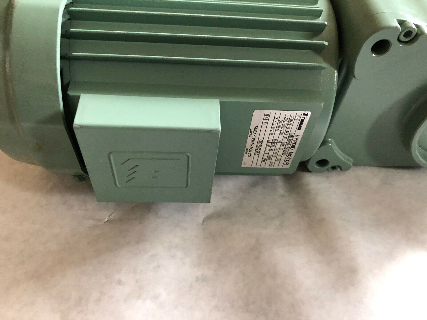 New Tsubaki Hmta040-28U50s Hypoid Motor,3 Phase Ratio=1:50,Hmtao40-28U50s,Dc