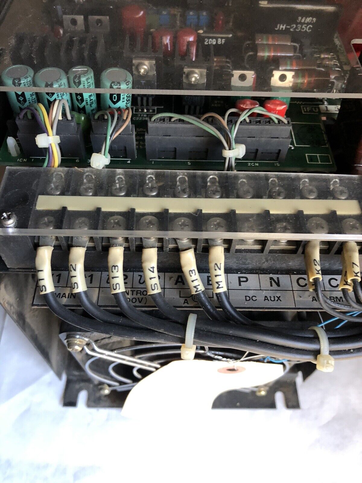Yaskawa Electric Cpcr-Mr07c-Y52 Servo Pack,Cpcr-Mr-Ca07c-Y52,Tb