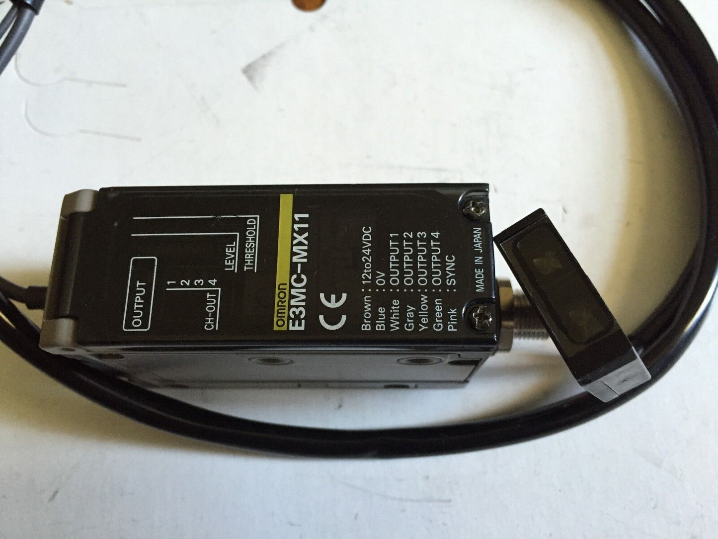 Omron E3mc-Mx11 Fiber Optic Rgb Npn 4 Output,Ea