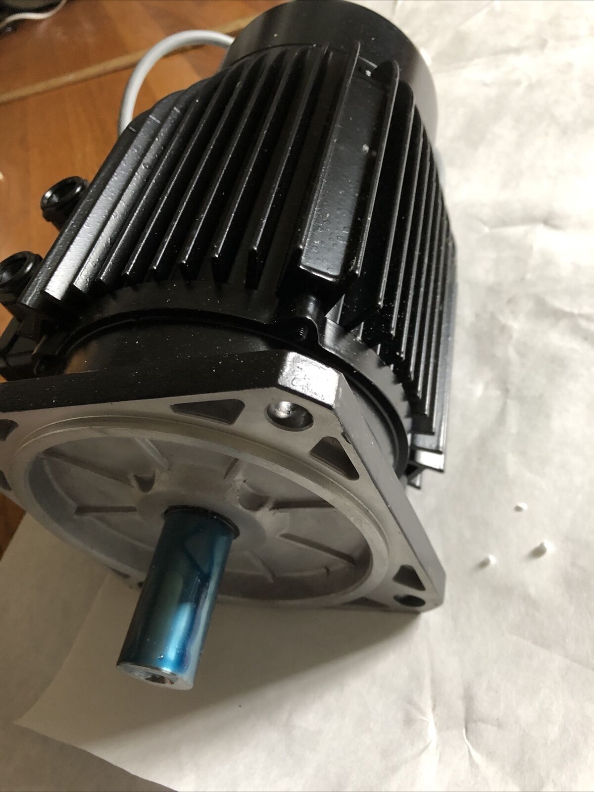 New Amk Dvsa13-7-4-4-Db0 Servo Motor,.63Kw,3500Rpm,Amk Dvsa13-7-4-4-Dbo Motor,Bs