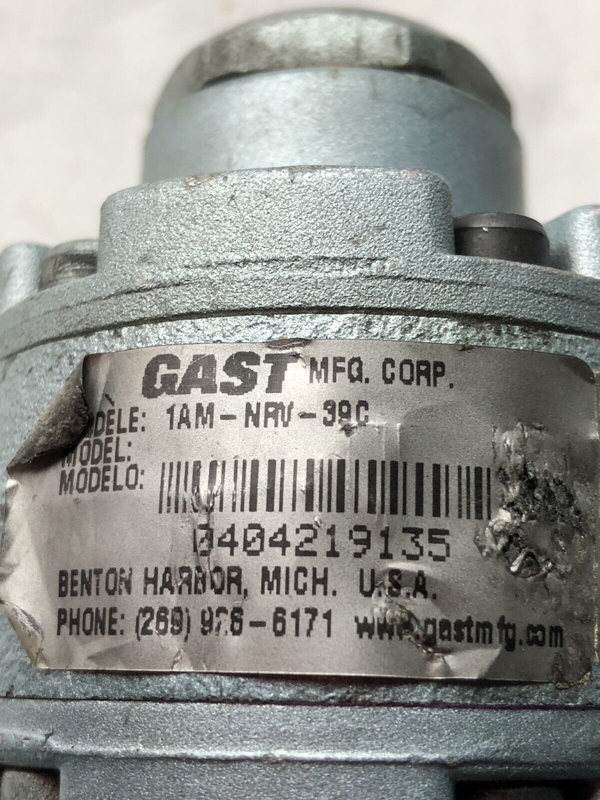 Gast 1Am-Nrv-39C Rotary Vane Air Motor, 1/8" Npt, 3/8" Shaft Diameter,Ew