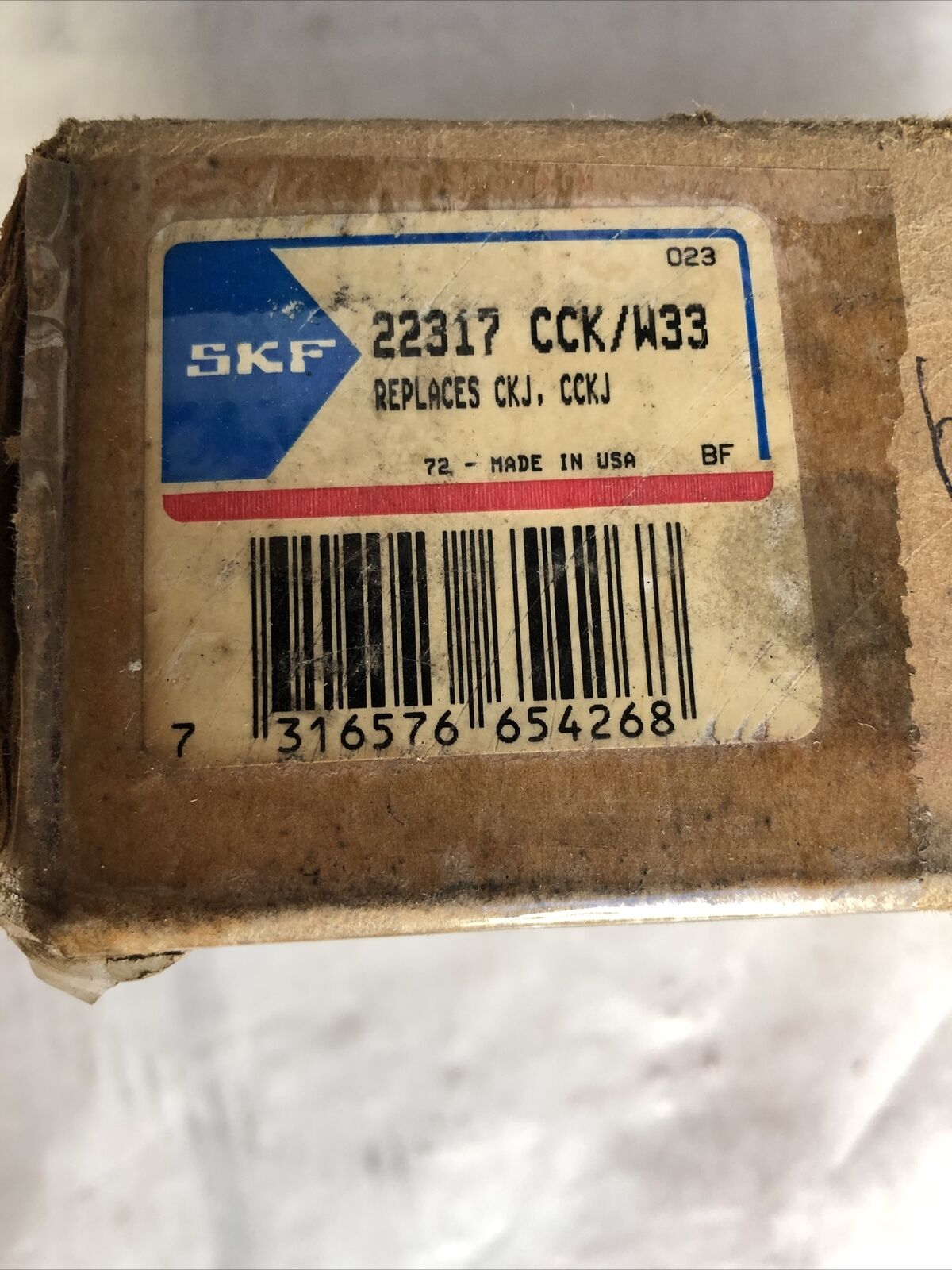 New Skf 22317 Cck/W33 Spherical Roller Bearing,75 X 180 X 60 Mm,Fb