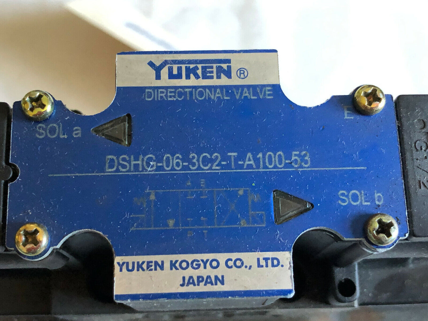 New Yuken Dshg-06-3C2-T-A100-53 Selector Valve,Dshg06302-Ta10053,85126,8714E,Tn