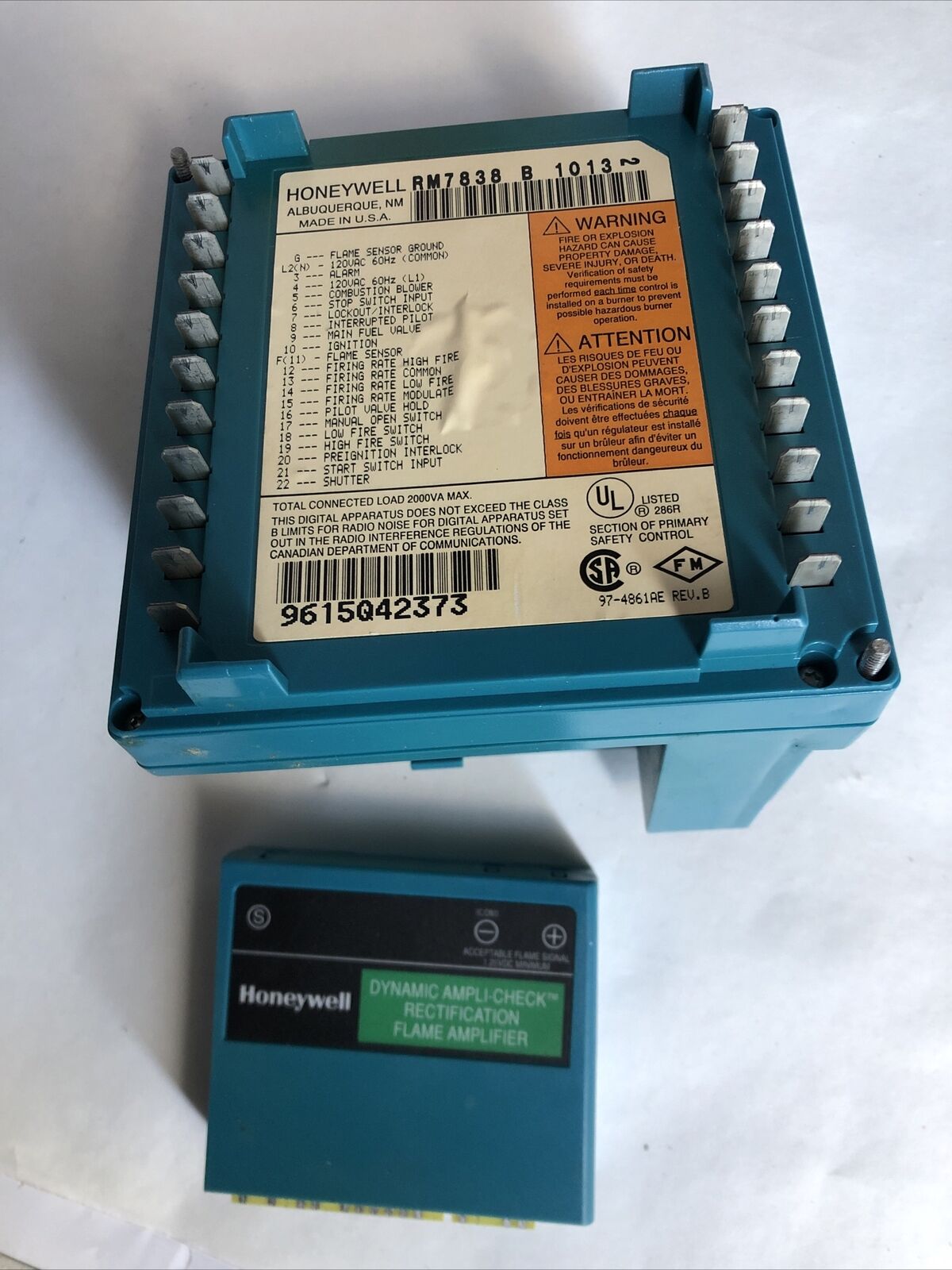 Honeywell Burner Control Rm7838 B 1013, R7847 B 1031,St7800 A 1070,Fc