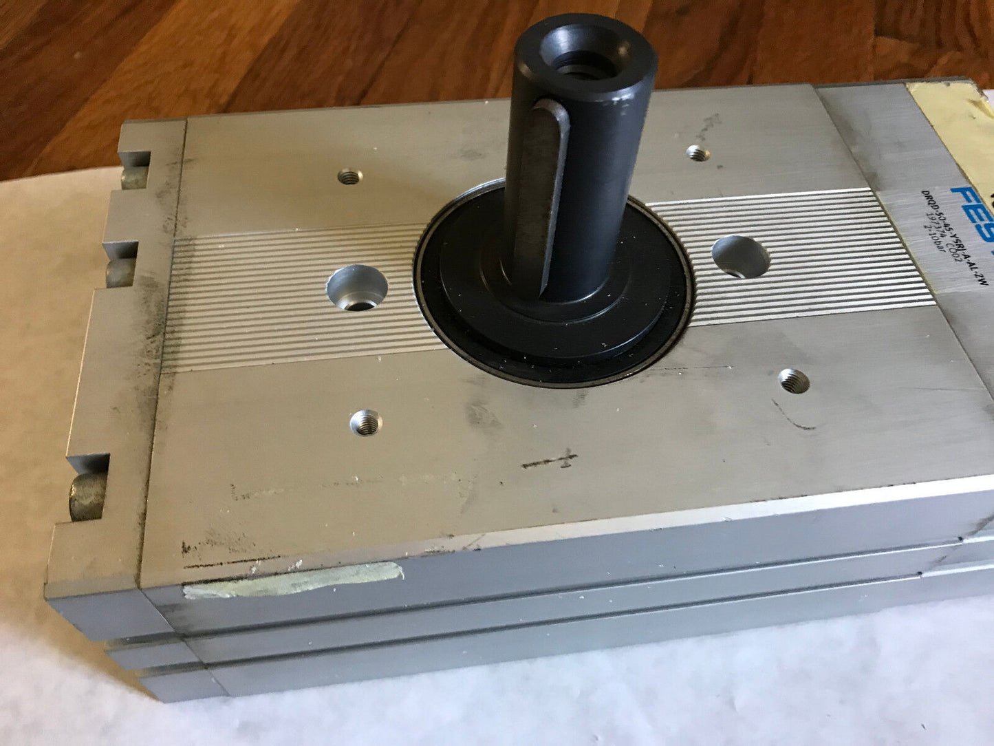Festo Drqd-50-45-Ysrj-A-Al-Zw Rotary Cylinder 197374 Co02,Drqd-5045-Ysriaalzw,Ex