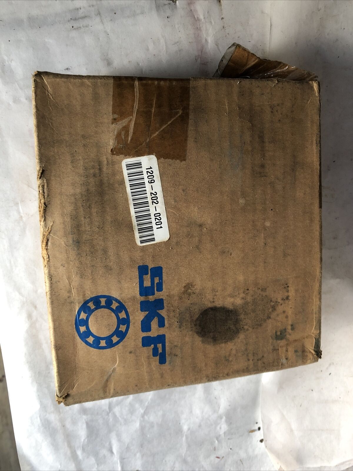 New Skf 22317 Cck/W33 Spherical Roller Bearing,75 X 180 X 60 Mm,Fb
