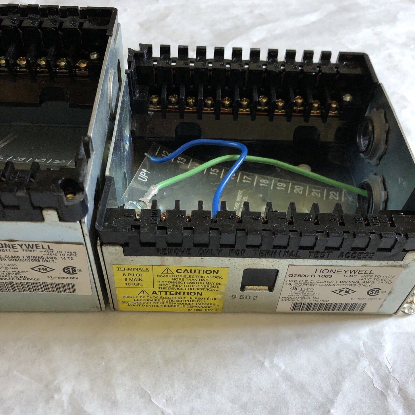 Lot 3 Mixed Q7800 B 1011 & Q7800 B 1003 Base Burner,Bu