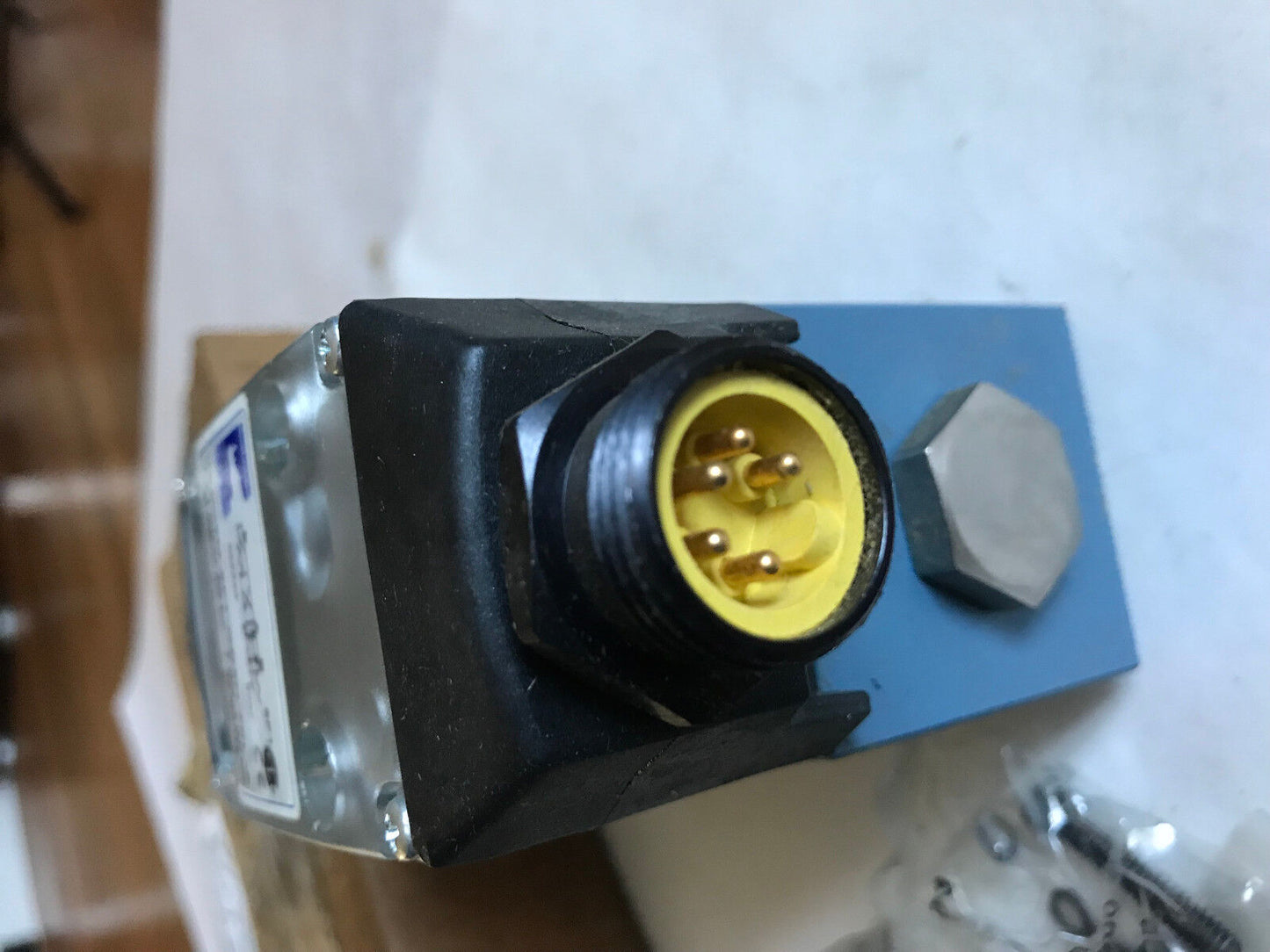 Continental Hydraulics Vsd03m-5F1-Gb5h-70L-A Hydraulic Solenoid Valve 266555,Sd