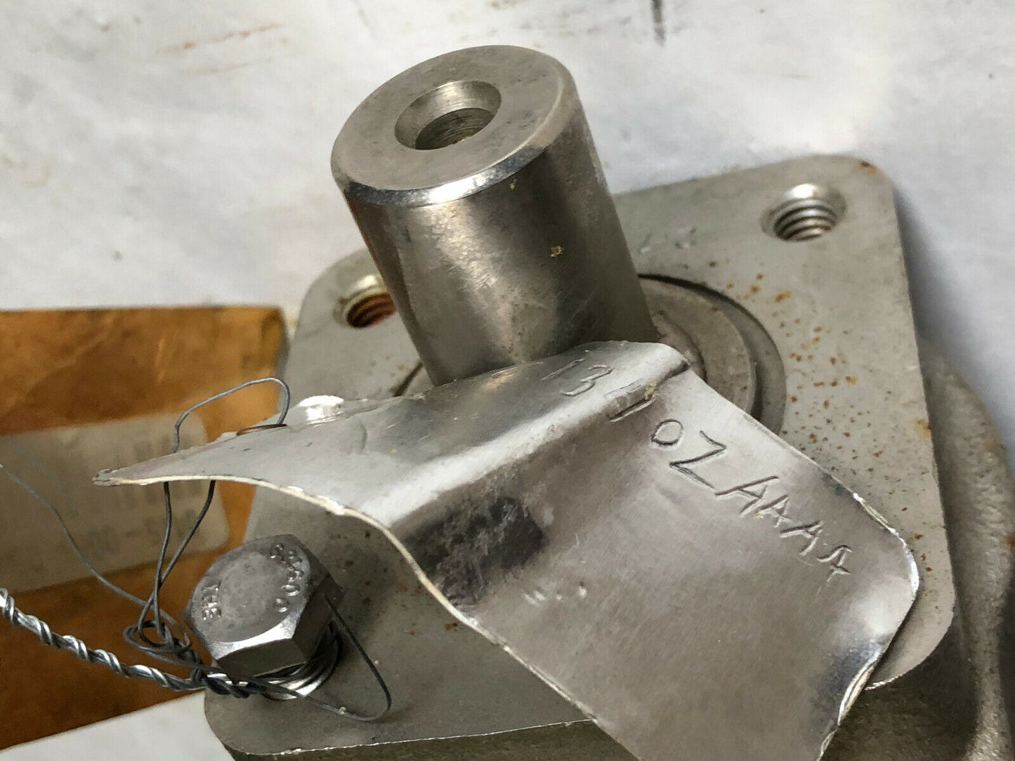 White Rgo13999,276090,276090/131/0Zaaaa,Rg013999,At1,8130,At2 Hydraulic Motor,Cl