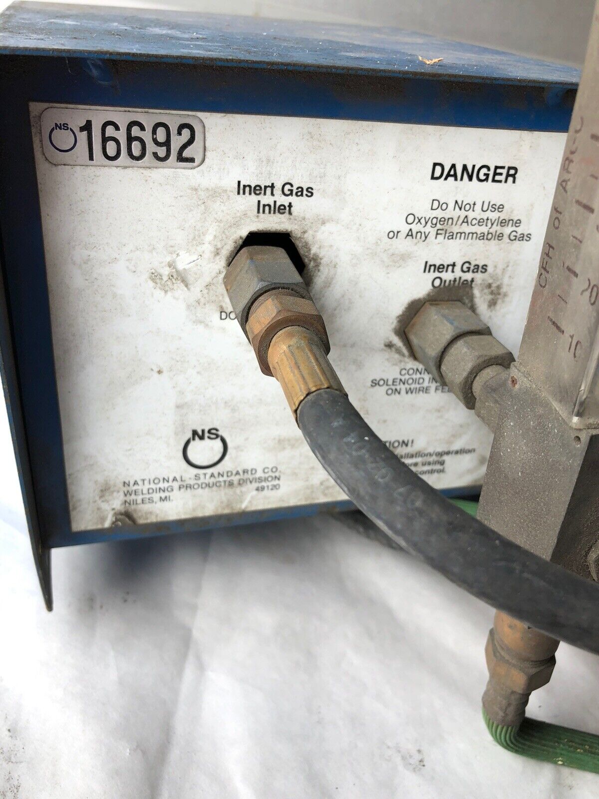 National Standard 16692 Inert Gas Control No Key, 100-Psi Npt 1/4",Hf