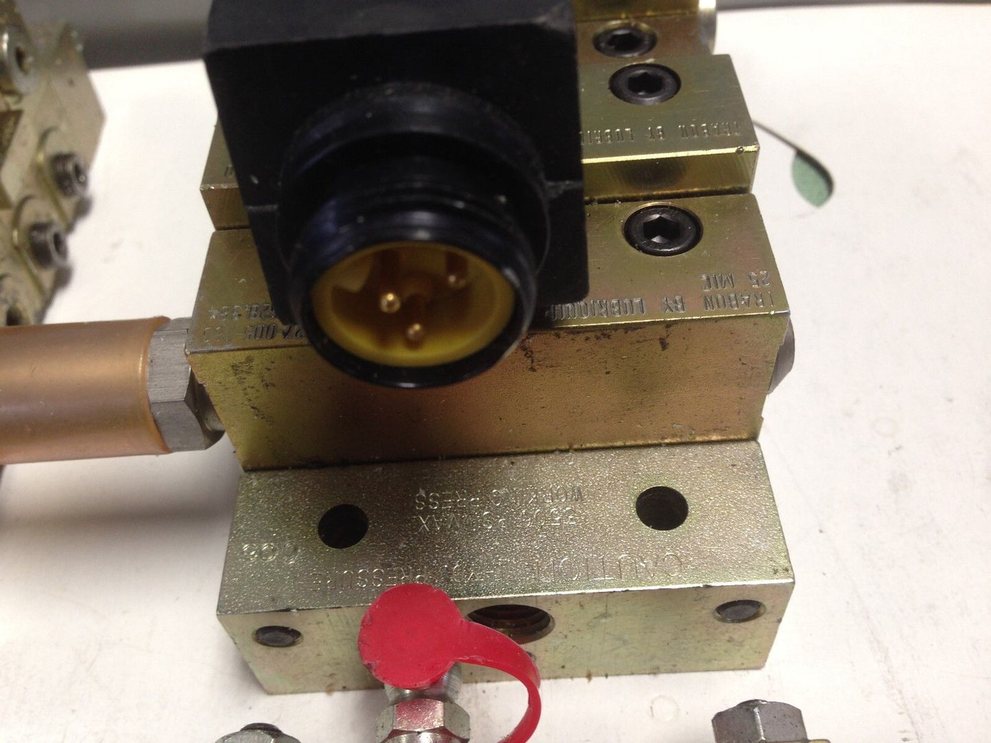 New Trabon Lubriquip Valve Solenoid Assembly Msp-35S,Msp-40T,D05, 527-005-760,Te