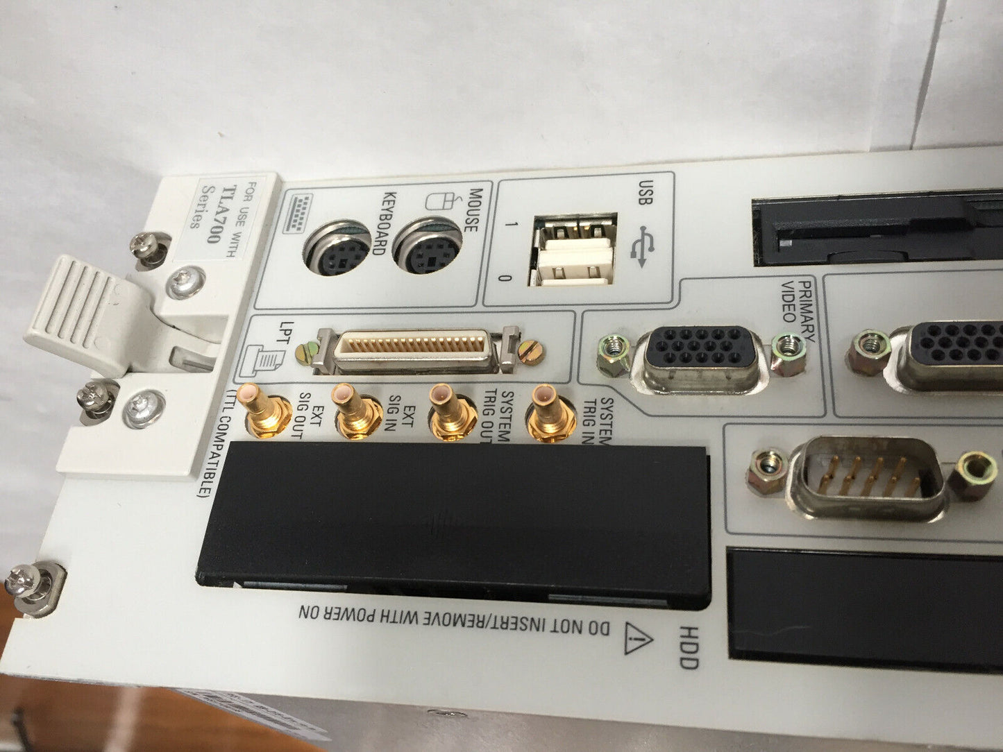 Tektronix 039-0115-00 Dual Monitor Benchtop Controller,512Mb Tla721,Tla700,Sl