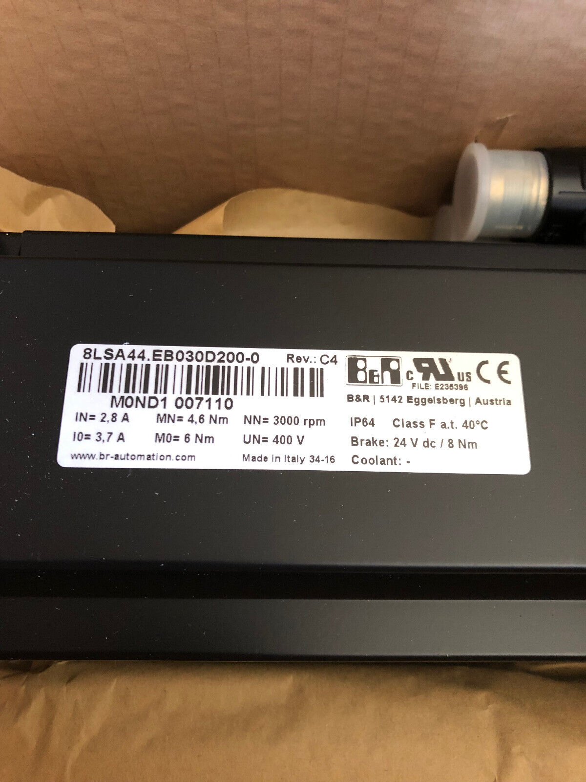 New B&R 8Lsa44.Eb030d200-0 Synchronous Servo Motor,M0nd1,3000Rpm,400V,Aa