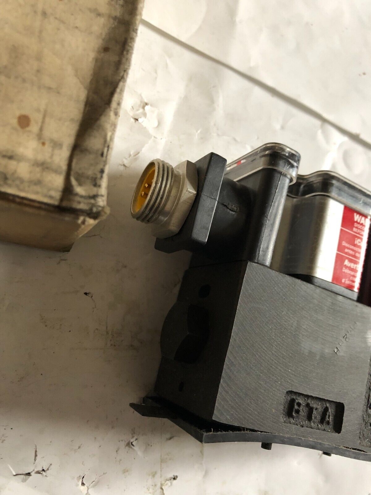 New Parker Hannifin D1vw8kvych5630 75 Directional Control Valve,Bt