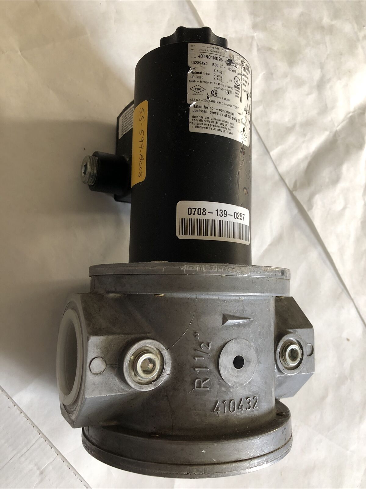 New 1-1/2" Npt Krom Schroder Vg 40Tn01nq93 Gas Solenoid Valv E,120Vac 410432,Dg