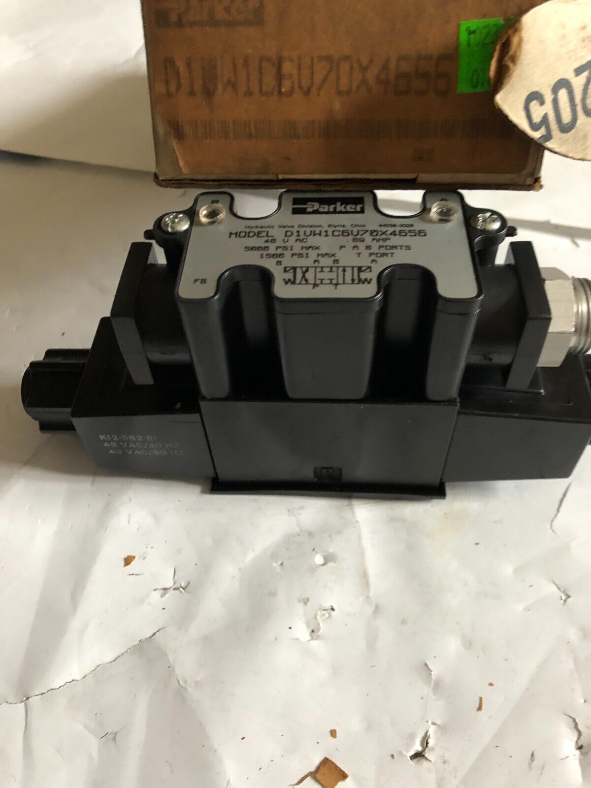 Parker Hannifin D1vw1c6v70x4656 Solenoid Operated Directional Control Valve,Bt