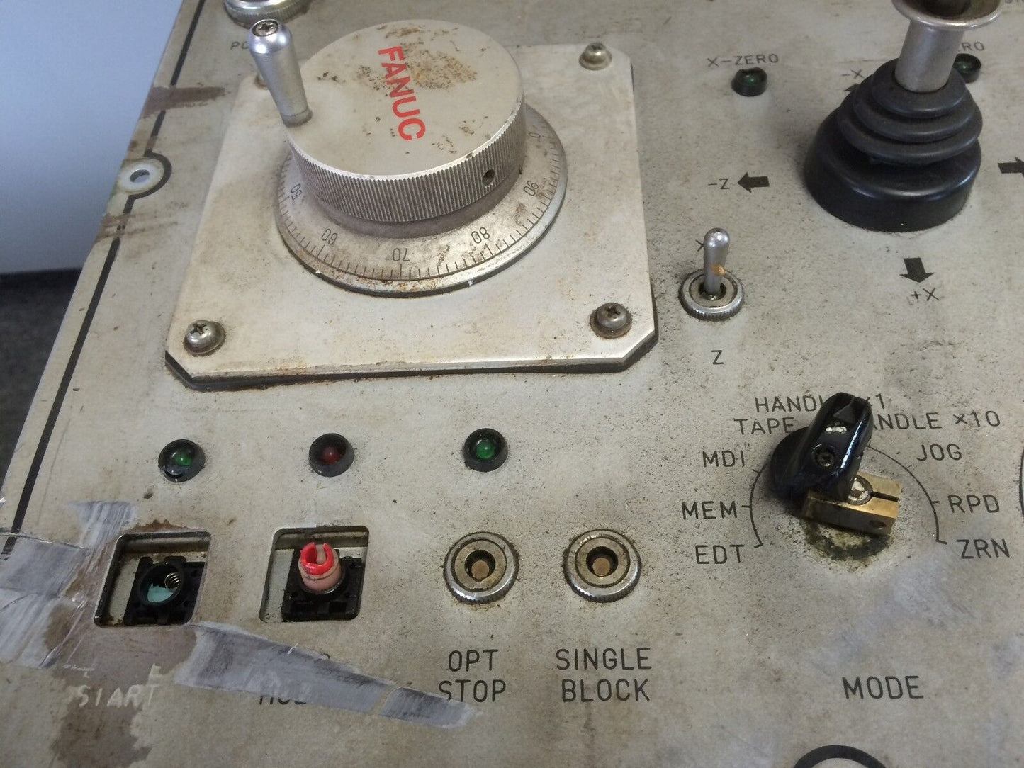 Fujitsu Fanuc A02b-0030-C505 ,A350-0005-T322/03 (Some Button Missed),Be