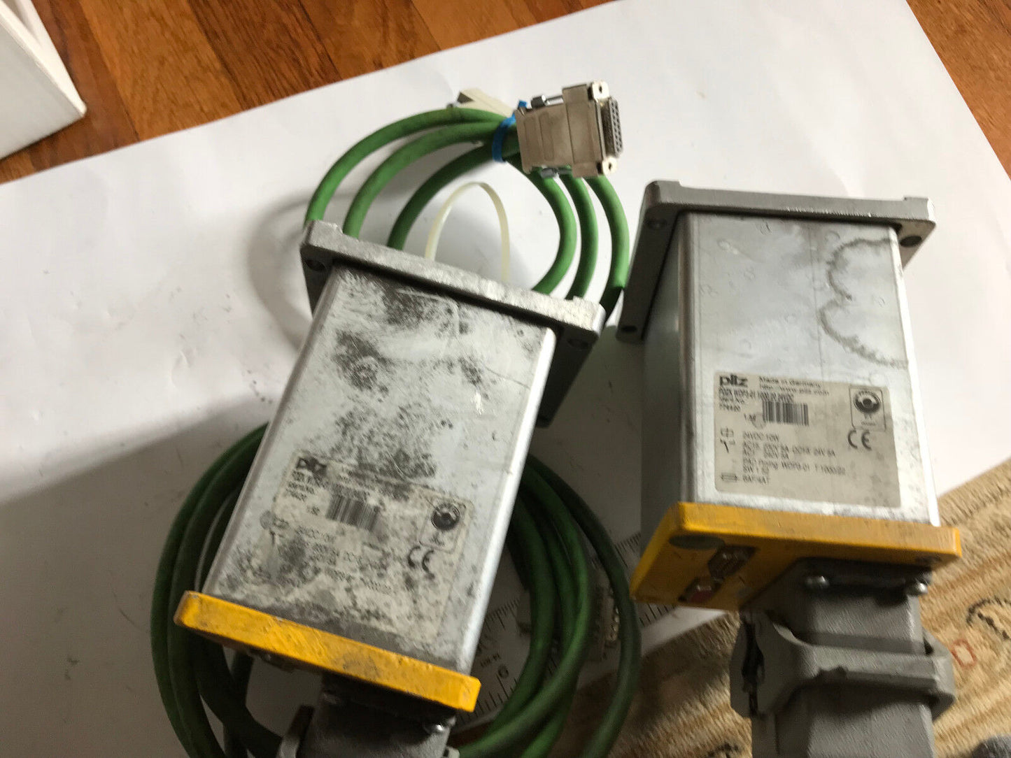 Pilz Pdzk Wdp3-01 1000/20 24Vdc Harting Pdzk Wdp3-01 Safety Relay,Em
