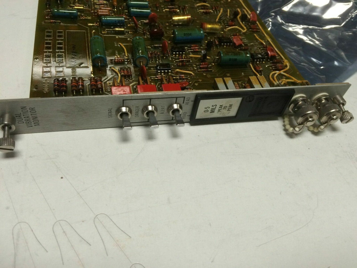 New Bently Nevada 151108-01,90101-02H Dual Vibration Monitor,90100 01 0203,Si,Ck