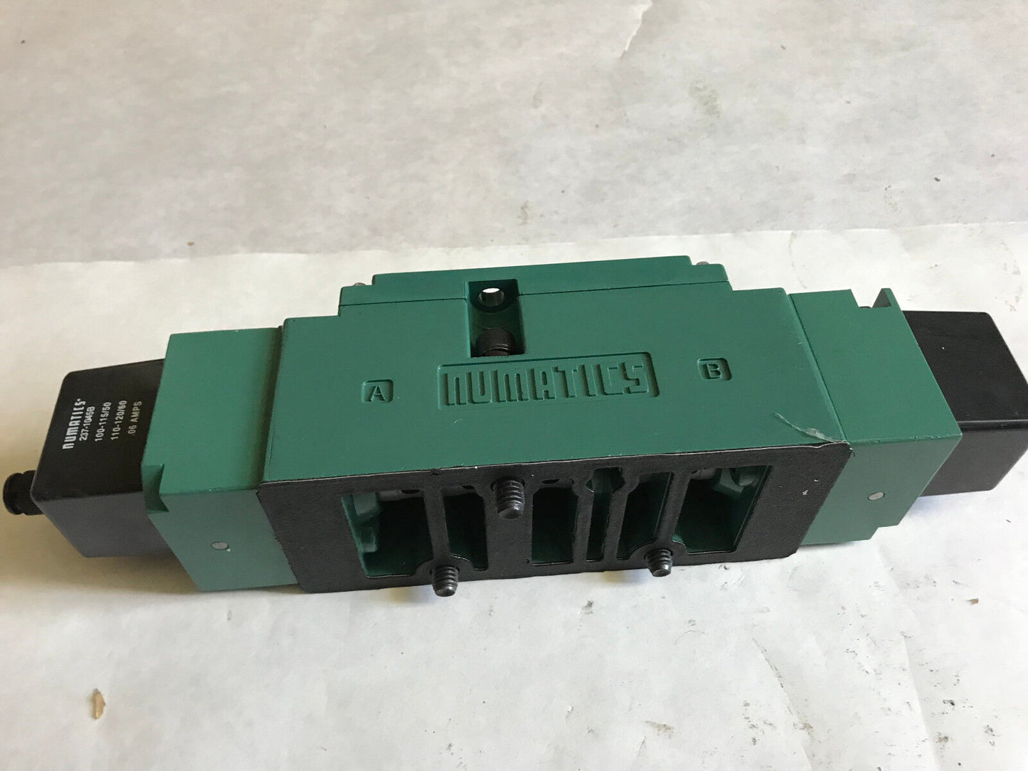 Numatics A23bb400st00030 110/120Vac .06 A,237-1045B Pneumatic Solenoid Valve,Ab