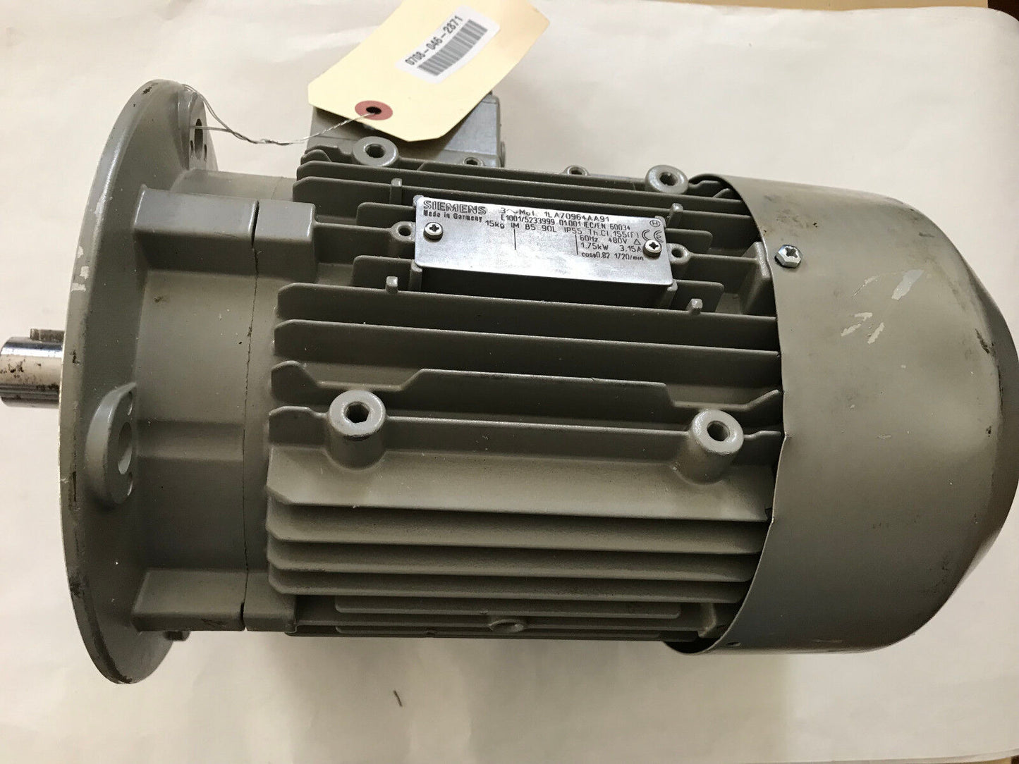 Siemens 1La70964aa91 Motor 480V,E1001/5233 999 01001 Iec/En 60034,3Ph,15Kg ,Sc
