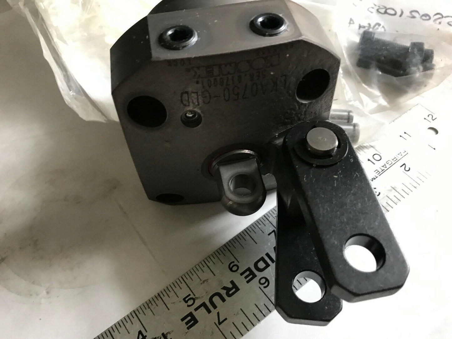 New Kosmex Lka0750-Grd,Okk Osaka 3J09694a Clamp Assembley, "I" Clamp,Sf