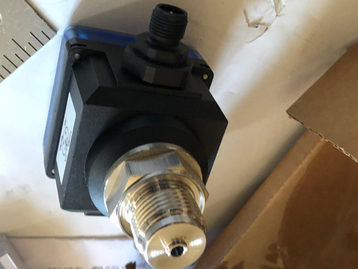New Burkert 00444503 Pressure Transmitter. 4-20Ma Ceramic 0-10Bar,Ct