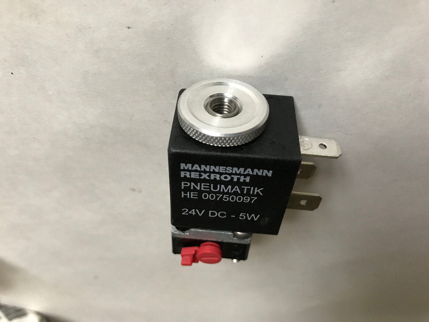 New Rexroth He00750097 Bosch Pneumatic Solenoid Pilot Valve 24Vdc-5W,Sh